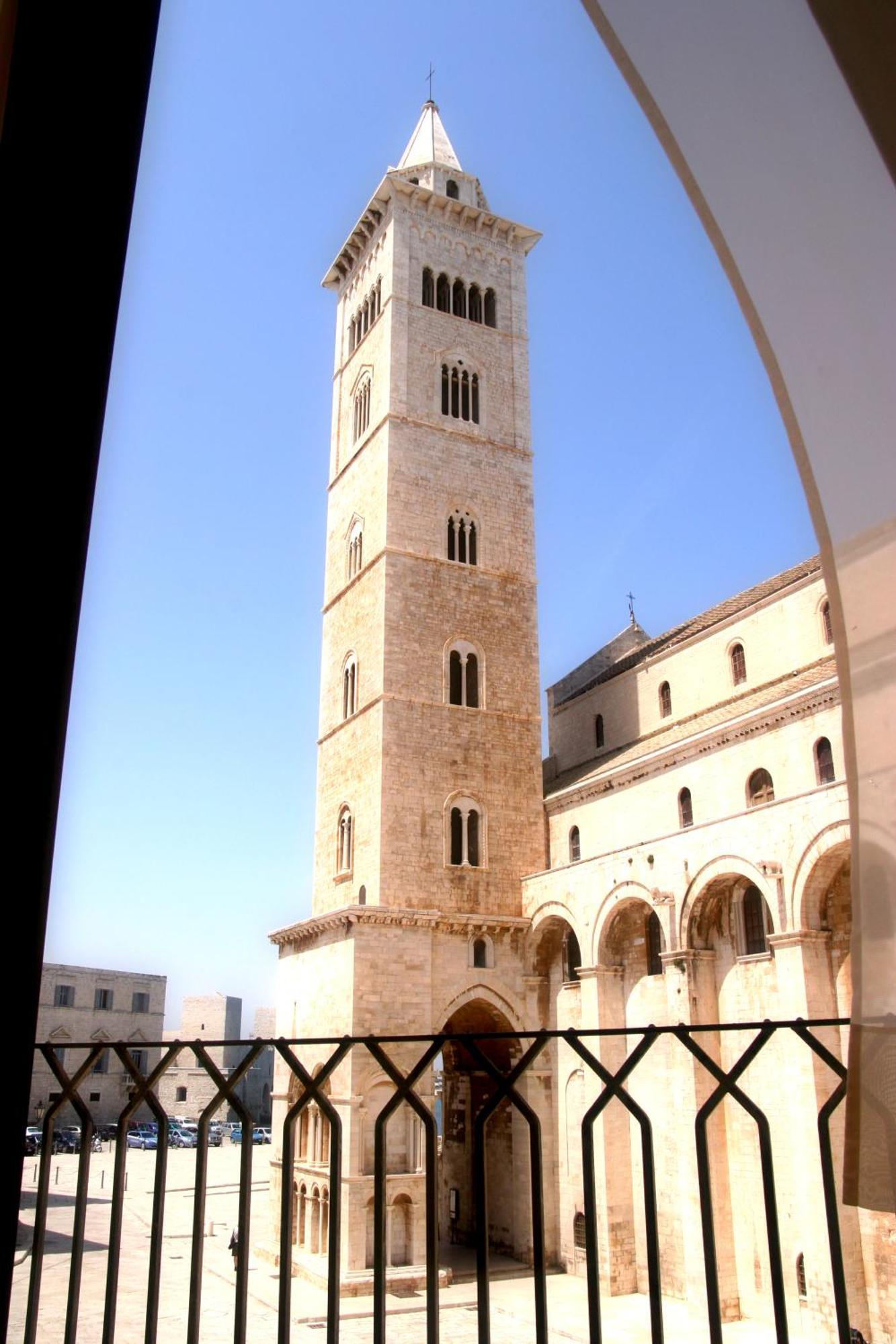 Palazzo Filisio - Regia Restaurant Hotel Trani Exterior foto